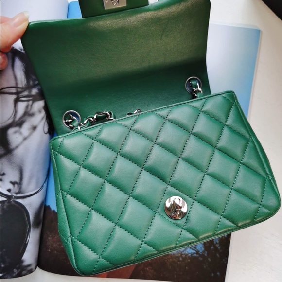 Chanel Classic Flap Mini Square Green New - Picture 2 of 7